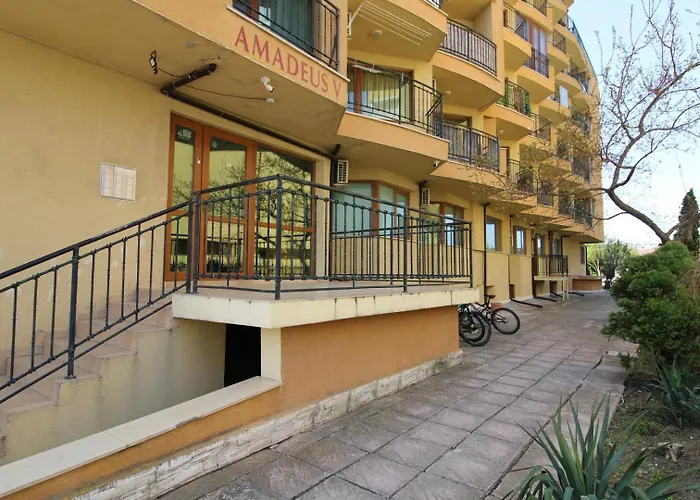 Lejlighed Amadeus 5 - Menada