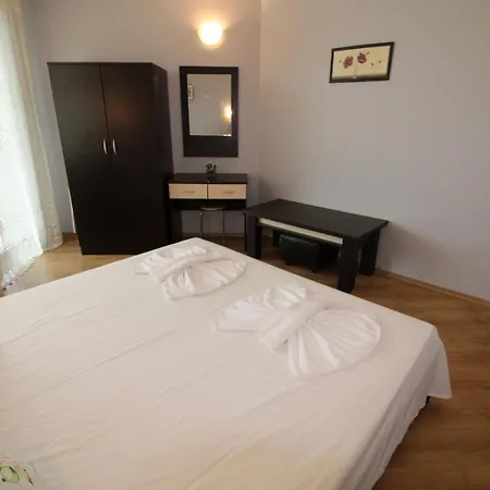 Amadeus 5 - Menada * Sunny Beach